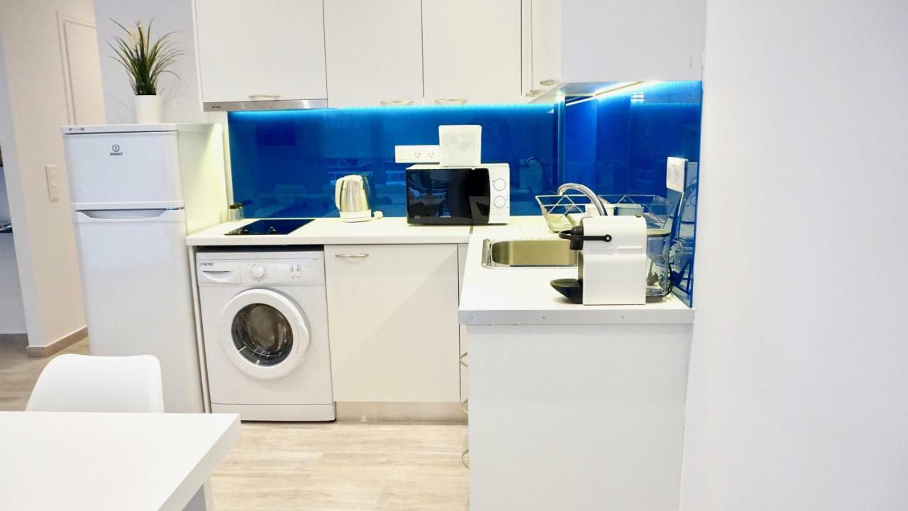Modern & Central Apt In أثينا المظهر الخارجي الصورة
