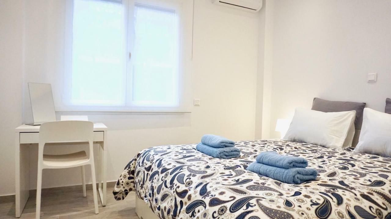 Modern & Central Apt In أثينا المظهر الخارجي الصورة