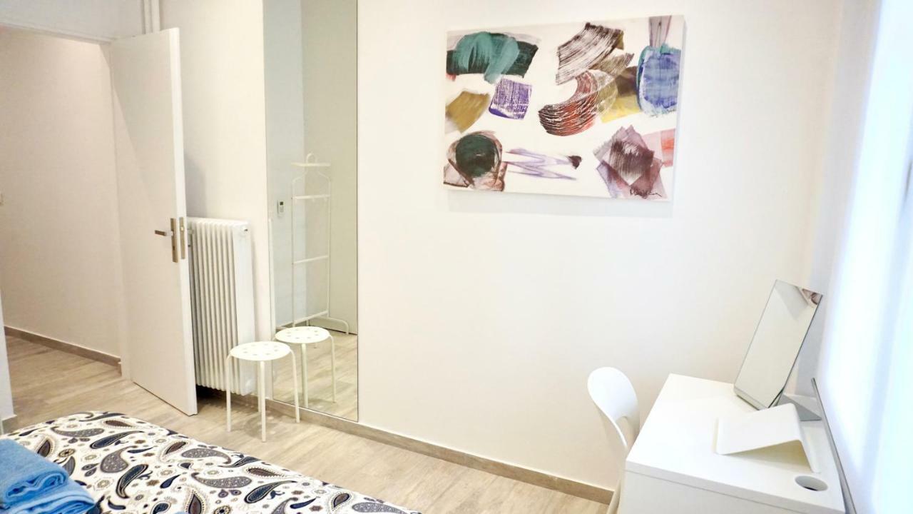 Modern & Central Apt In أثينا المظهر الخارجي الصورة